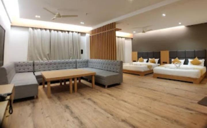 Derby Greens Hotel Bhopal Ngoại thất bức ảnh